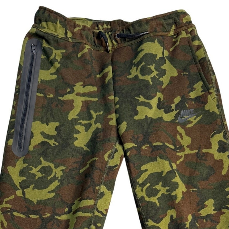 NEW Nike Sportswear Tech Camo Jogger Pants – Youth Large – Slim Fit
