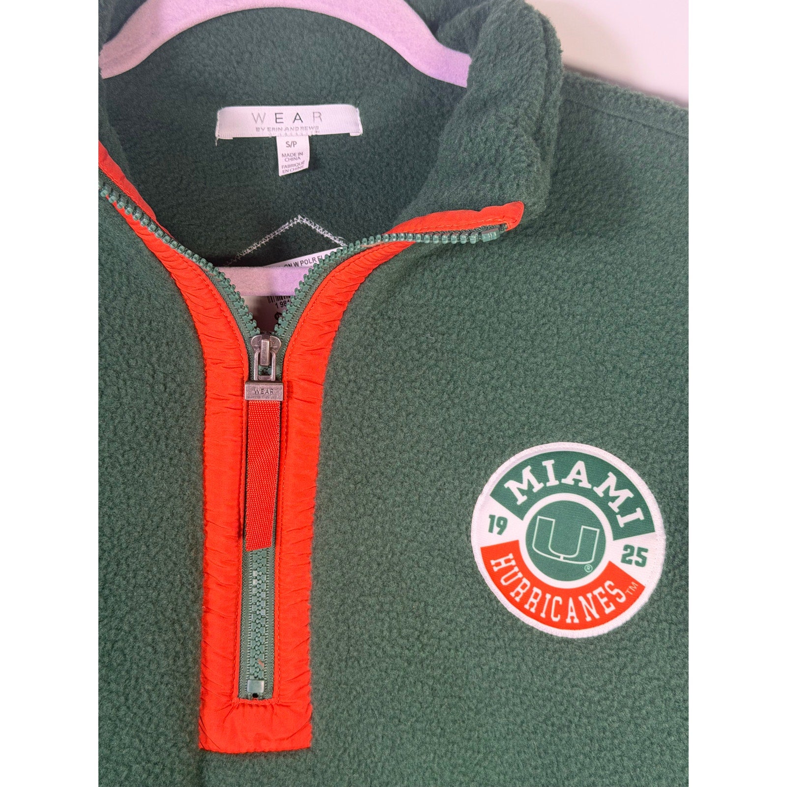 WEAR by Erin Andrews Women’s Miami Hurricanes Quarter-Zip Fleece Green Size S