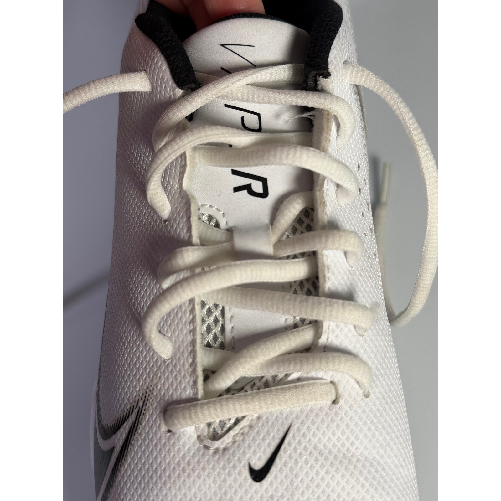 Nike Vapor Football Cleats White Black Men's Size 8.5 US CD0074-100