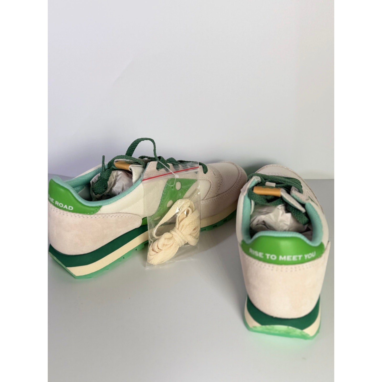 Saucony Jazz Original Sneakers Women's US 8 White Green Lace Up Running Shoes