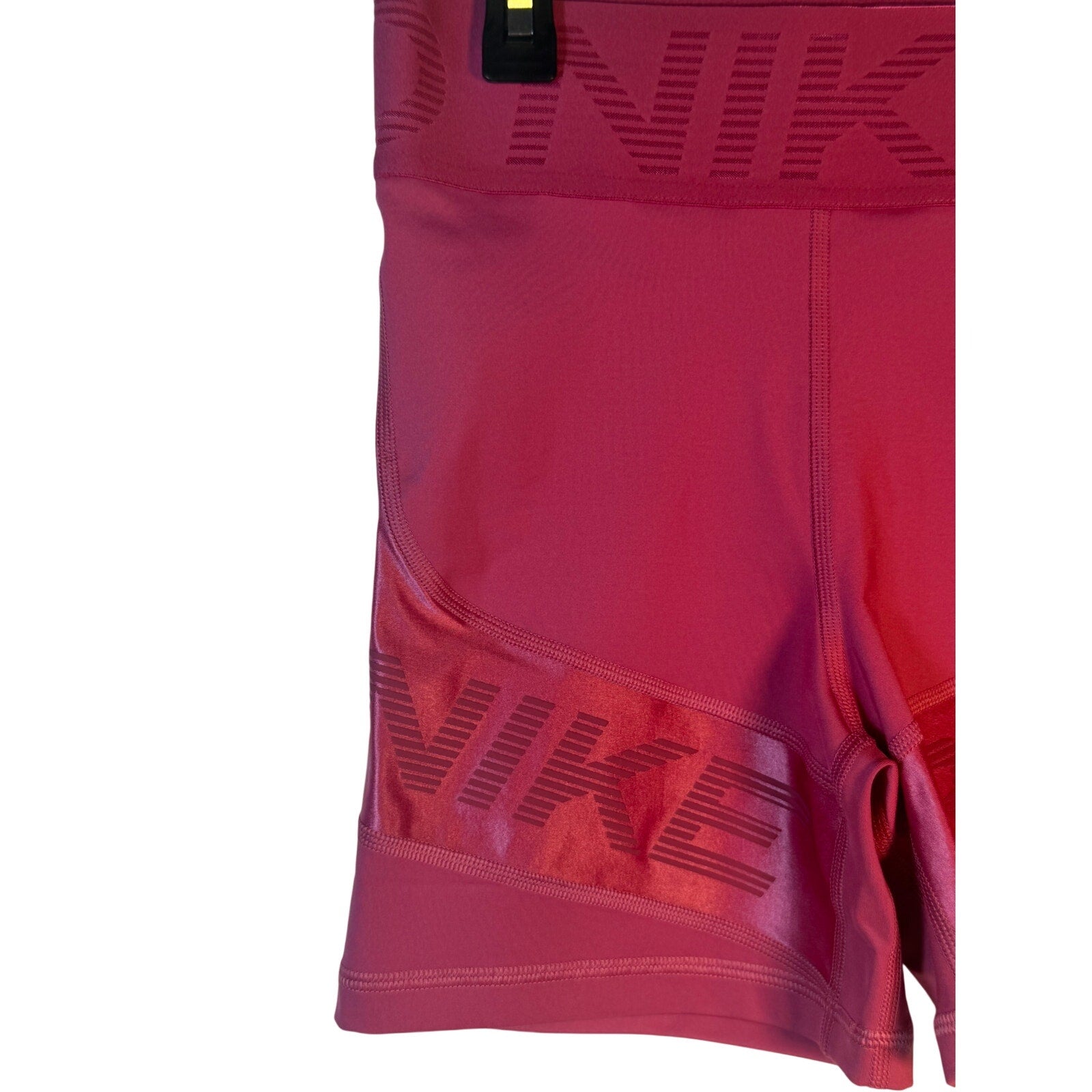Nike Pro High Rise 5" Training Shorts Women's Large Firm Support Berry NWT
