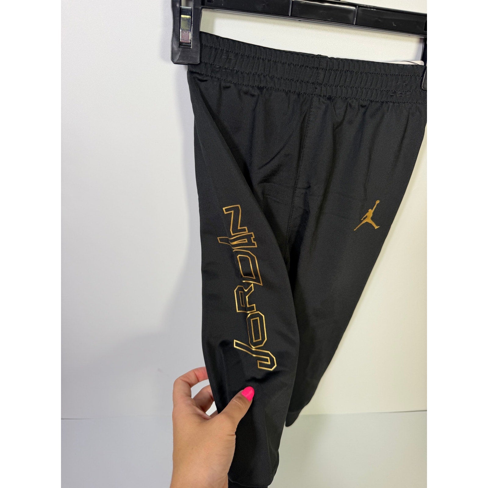 Jordan Baby Boys 2-Piece Track Jacket Jogger Set Black Gold Size 18M NWT