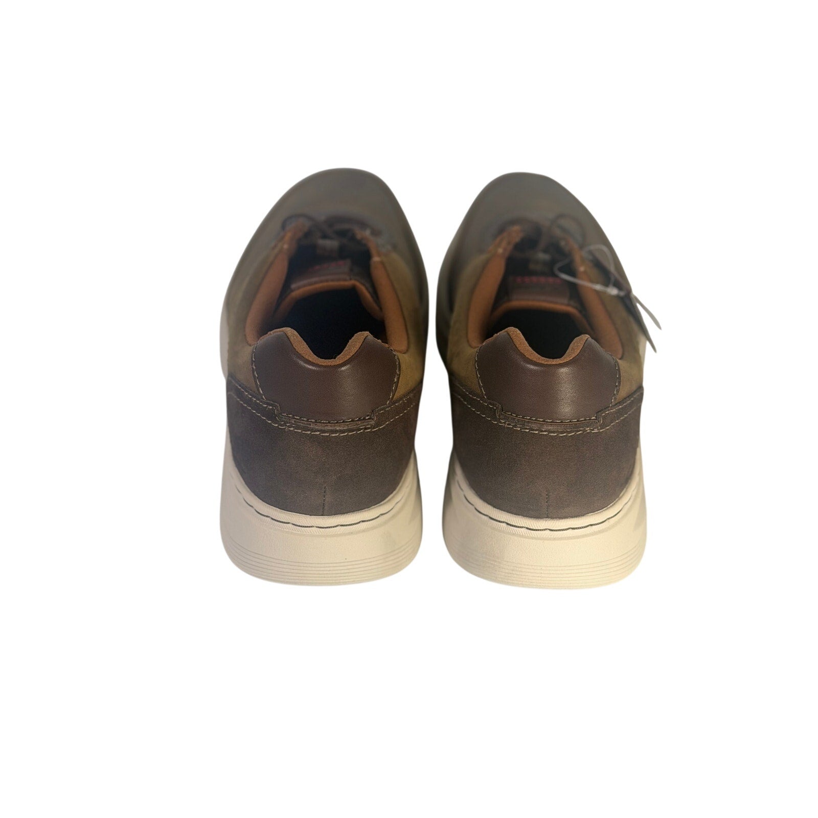 Clarks men's brown casual golf shoes with laces, size 10 M, showing the new in box footwear on a plain background.