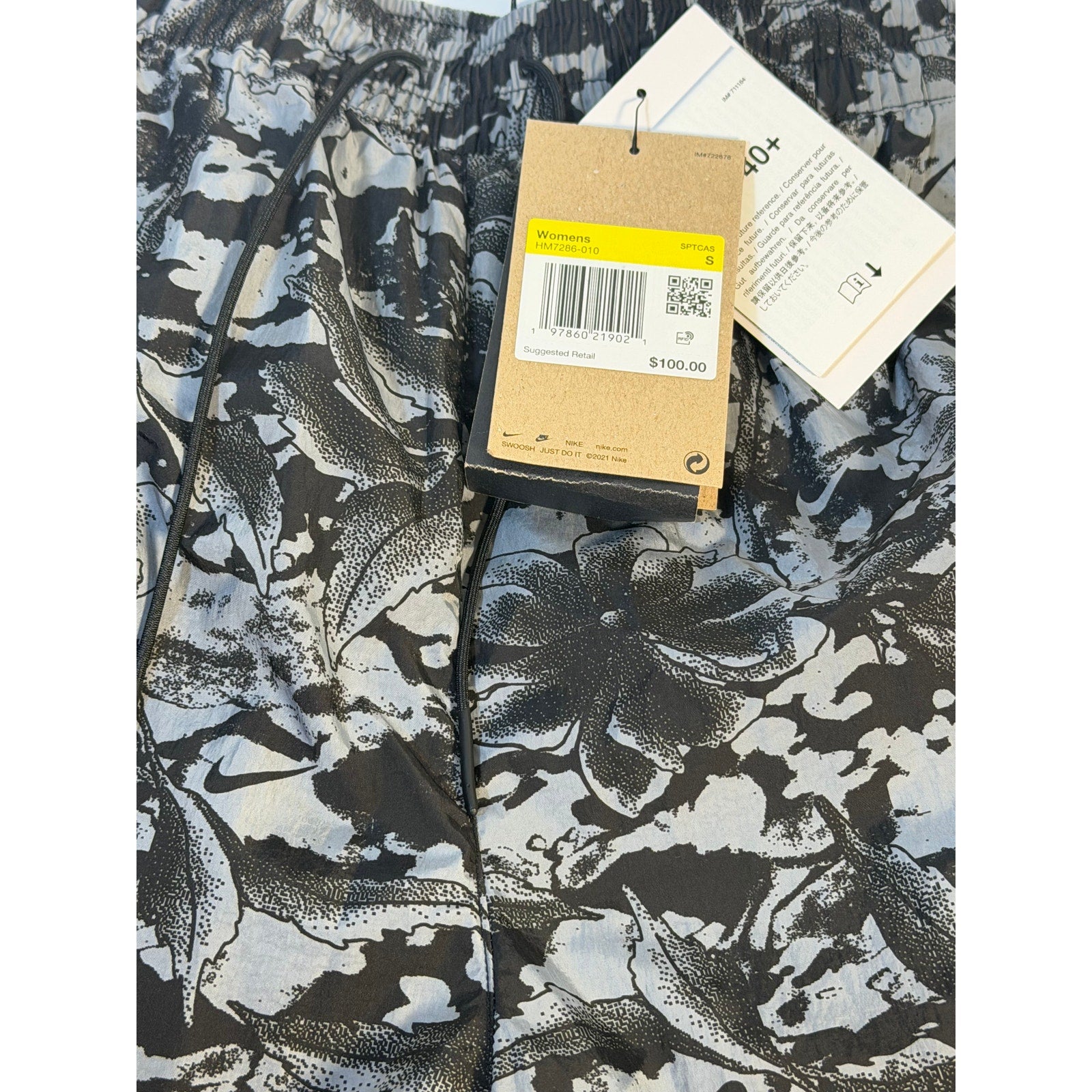 Nike Dri-FIT ADV Women's Running Shorts Black Gray Floral Print Size Small