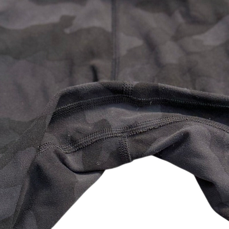 Lululemon Athletica Women’s Capri Leggings – Size 14 – Wild Thing Deep Coal Camo Black/Grey