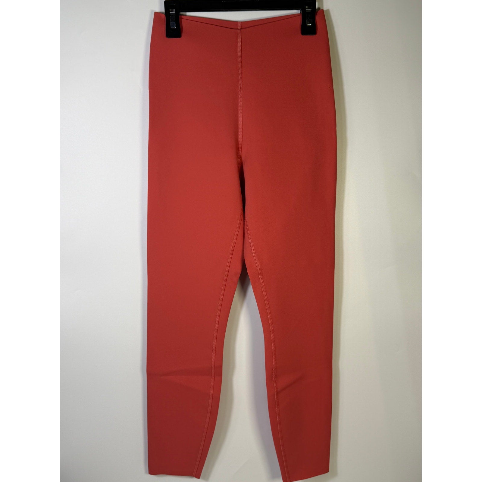 Lululemon Glow Up HR Tight 25" Leggings – Women's Size 6 – Red