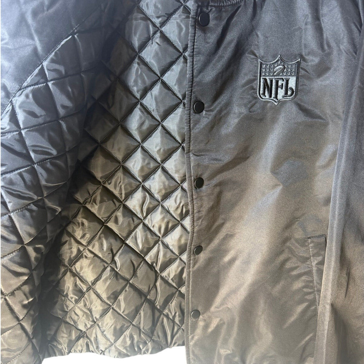 NFL Varsity Bomber Jacket – Men’s Size Large – Black / Gray – Snap Front