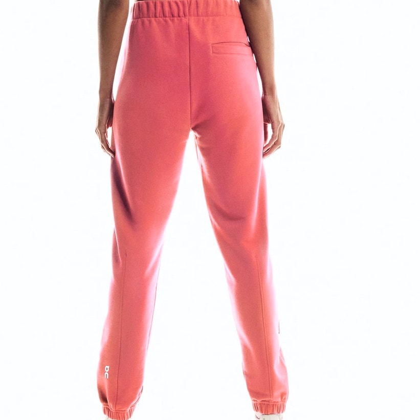 NWT On Cloud CORAL Women’s Club Pants – Size XL