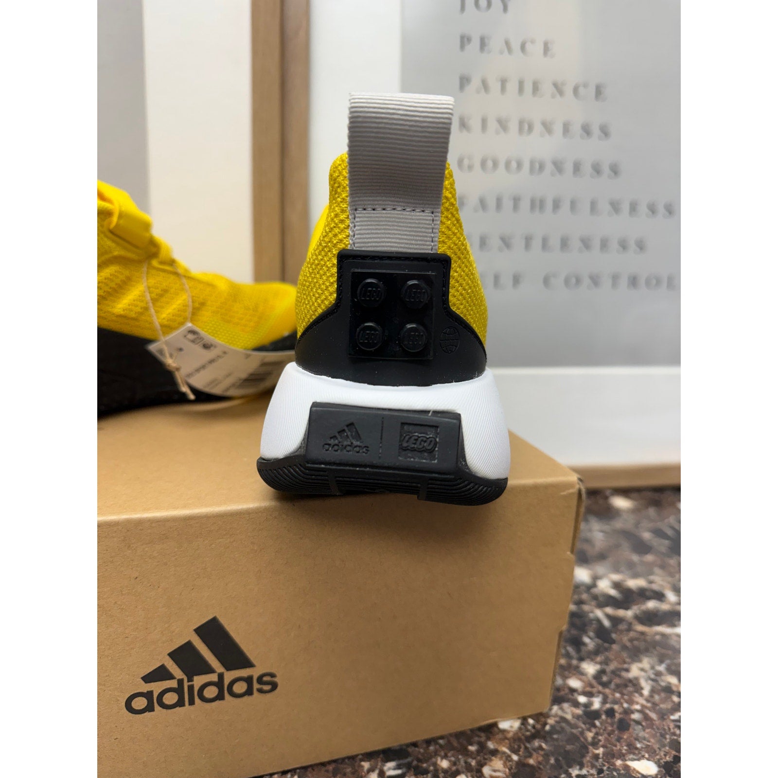 adidas x LEGO Sport Pro EL K Kids 2.5 Yellow Black Sneakers GW3014 NIB