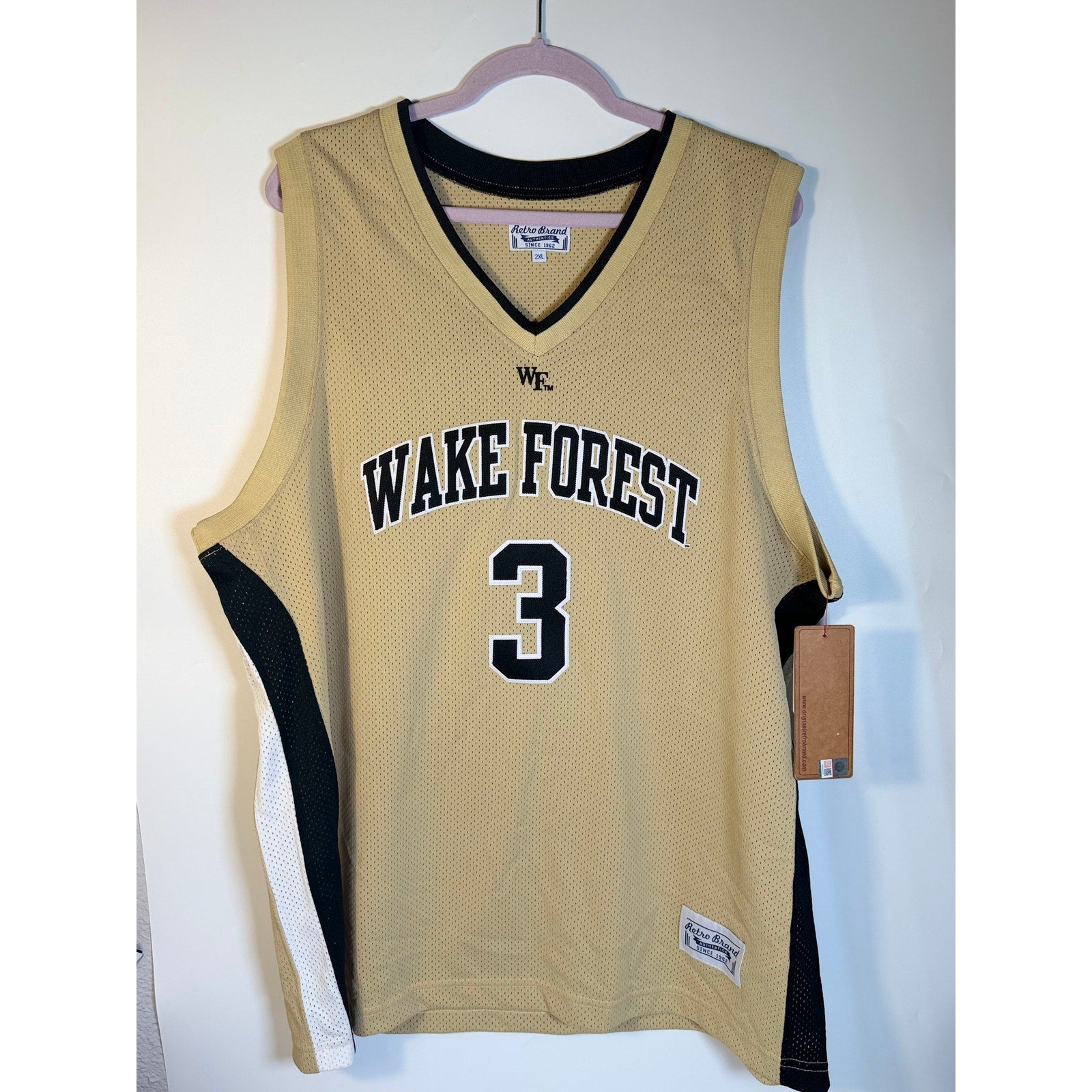 Retro Brand Wake Forest #3 Basketball Jersey Vegas Gold Men's 2XL NWT