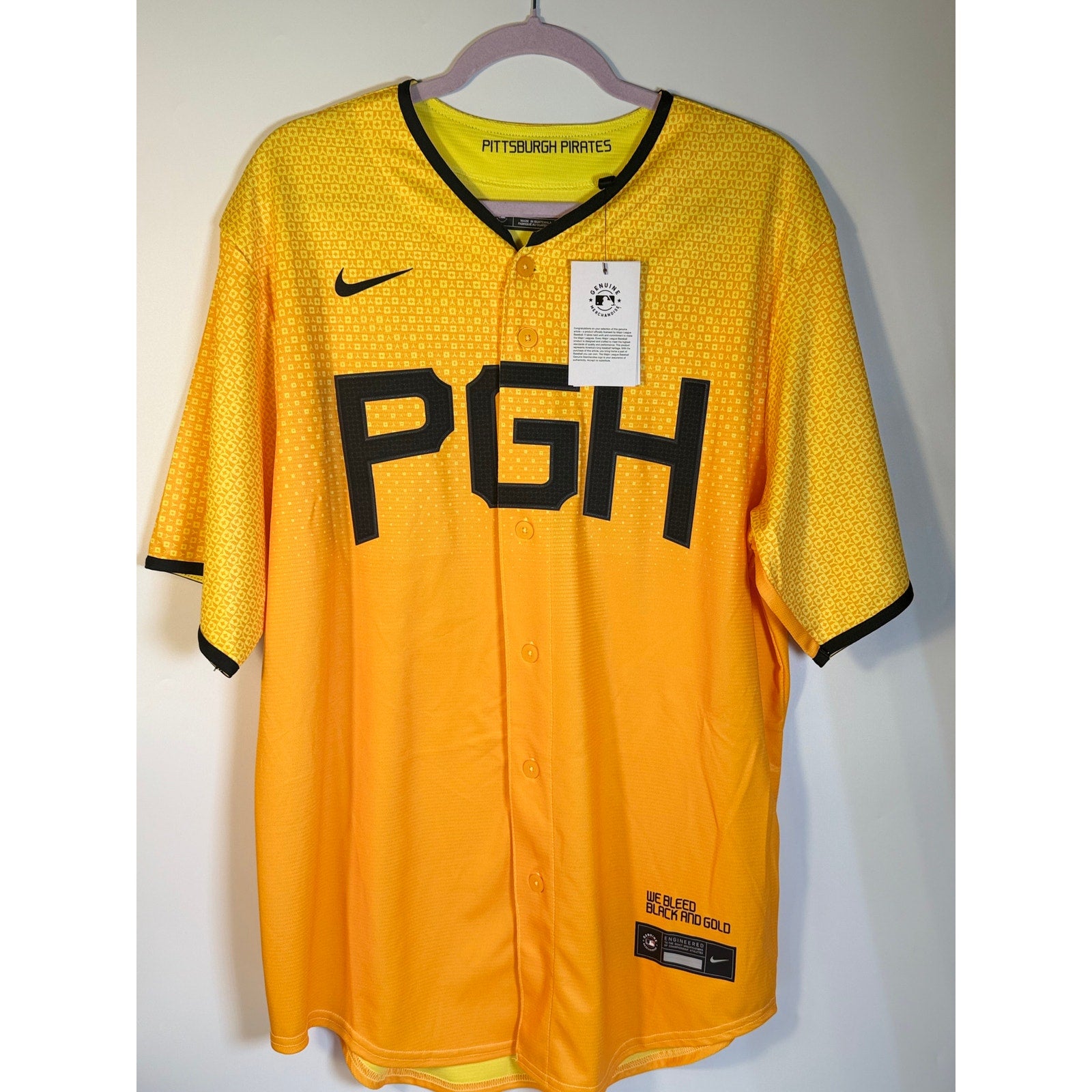 Nike Pittsburgh Pirates City Connect MLB Jersey Gold Men's Large NWT