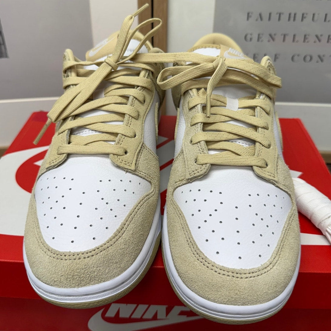 Nike Dunk Low Retro SE Men’s 11 White Gold Suede Extra Laces FQ8249-102