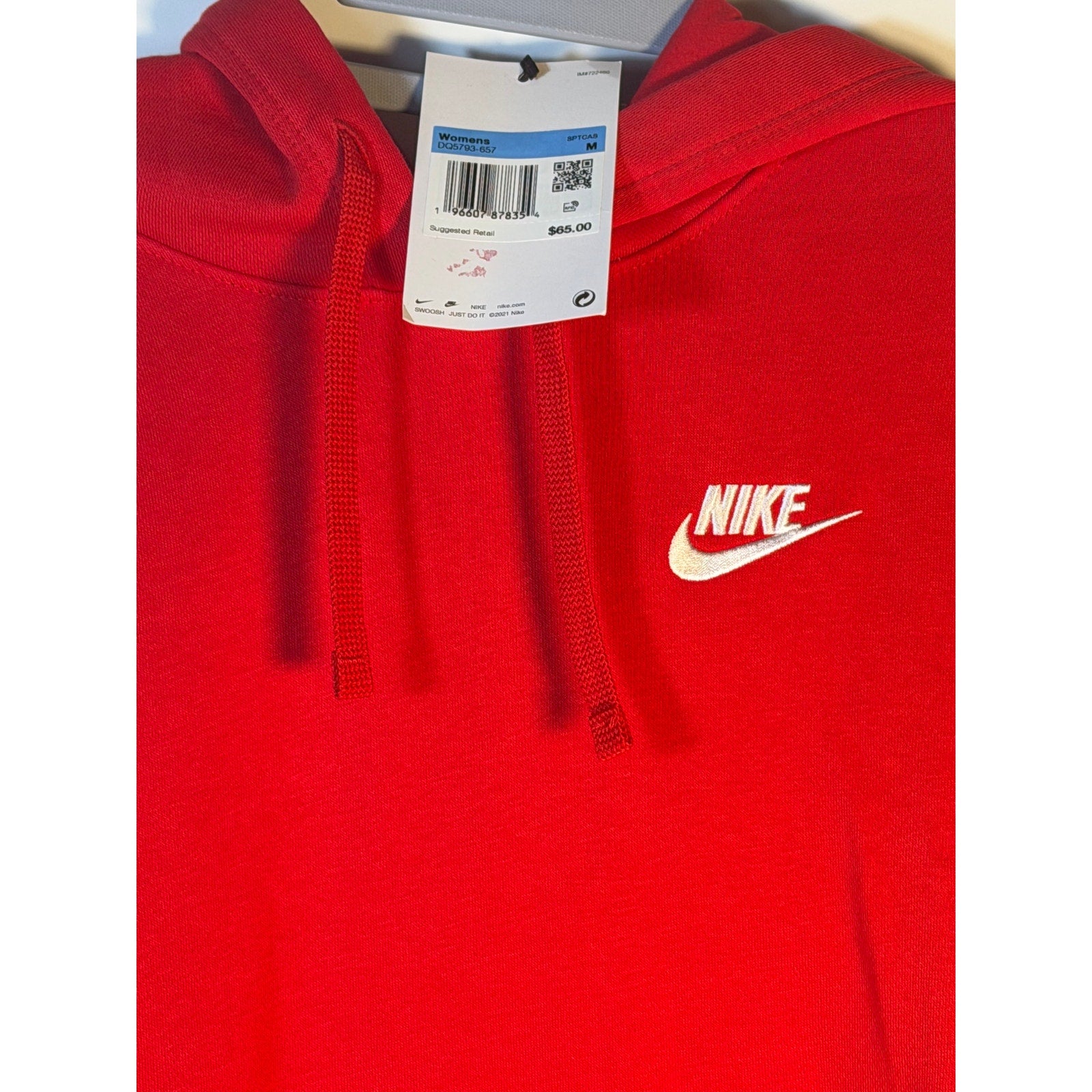 Nike Sportswear Club Fleece Pullover Hoodie Red Women's Medium Sweatshirt NWT