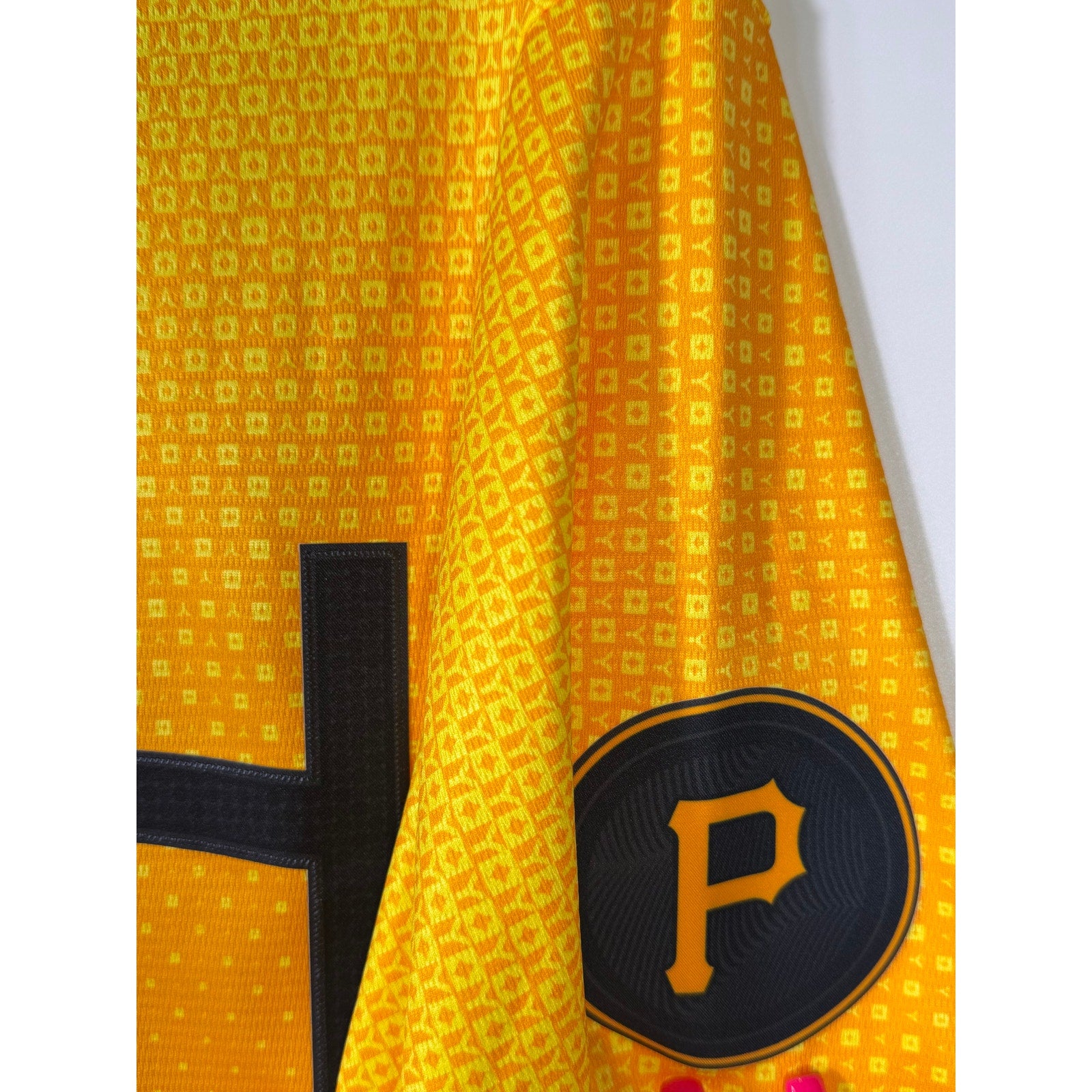Nike Pittsburgh Pirates Ke'Bryan Hayes #13 City Connect Jersey Men's Large NWT