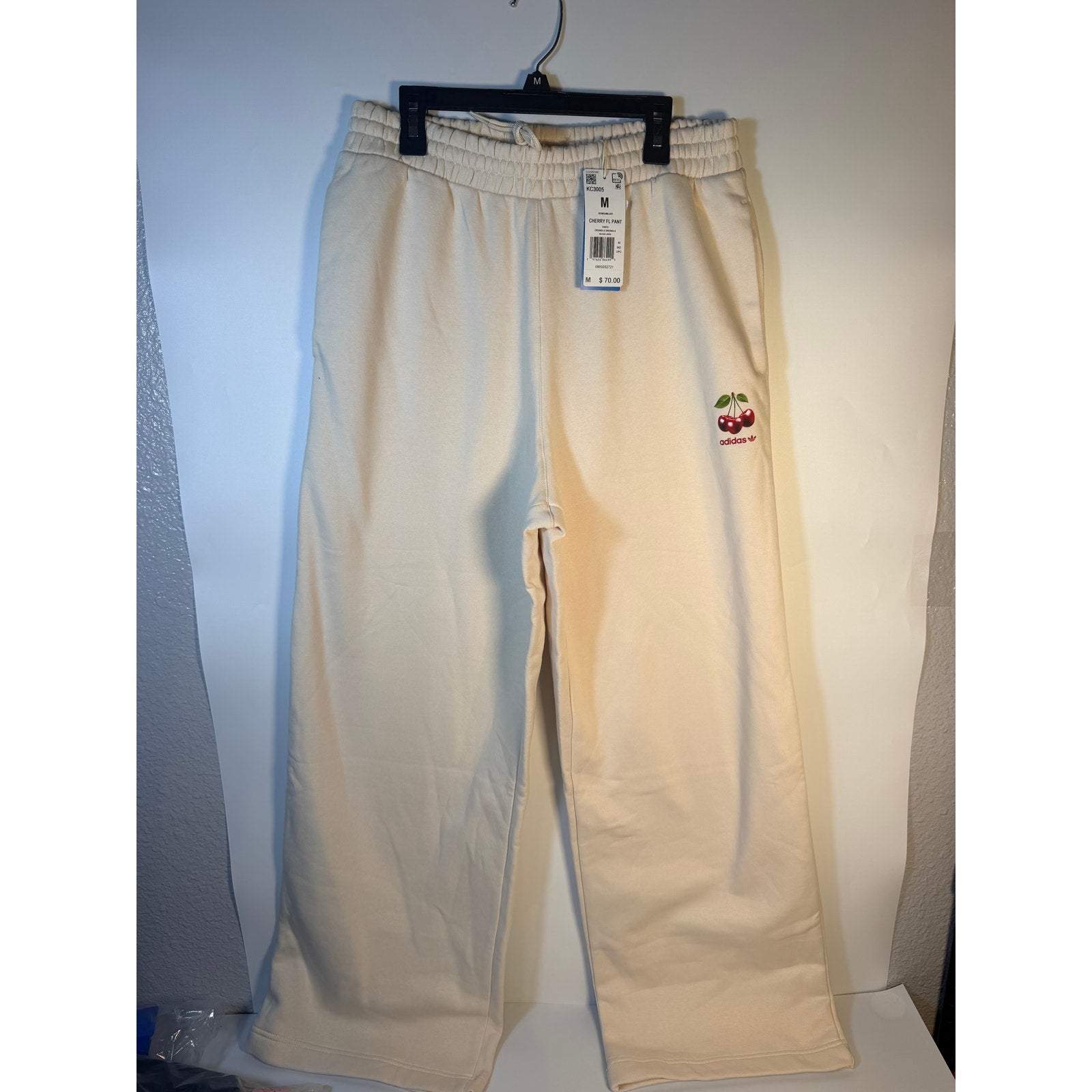 Adidas Originals Cherry FL Pant Women's Medium Wonder White Wide Leg Sweatpants