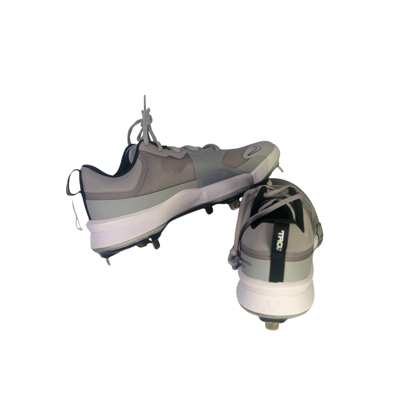 Nike Force Zoom Trout 9 Pro men's baseball cleats in grey, size 8, with lightweight design and textured sole for traction.