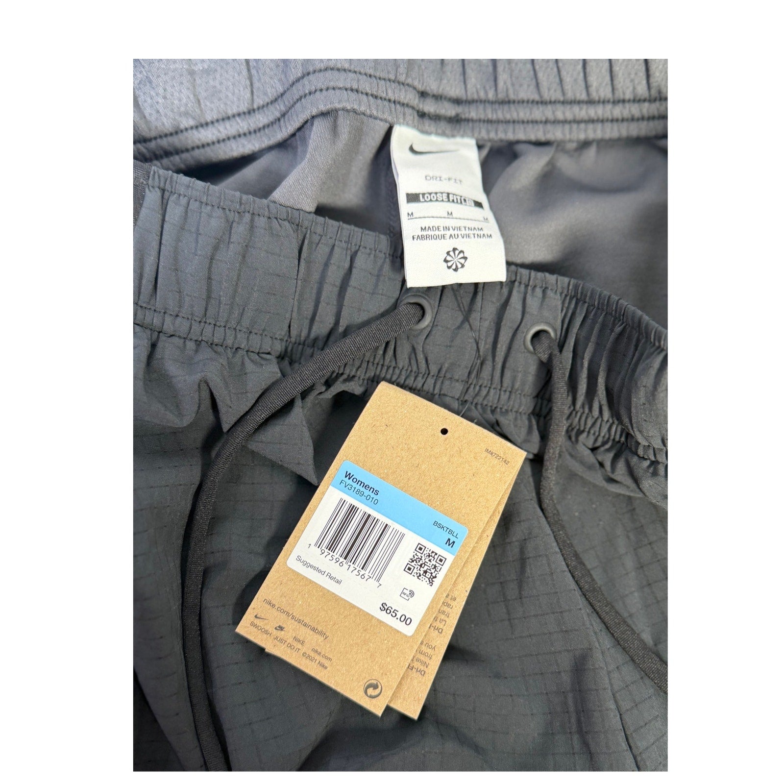 Nike ACG Death Bloom Women’s Cargo Shorts Black Size M NWT