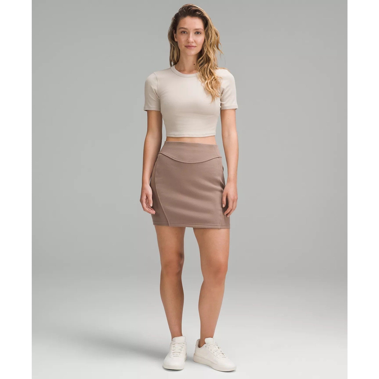 NWT Lululemon Scuba High-Rise Mini Skirt – Taupetastic (Brown) – Women’s Medium