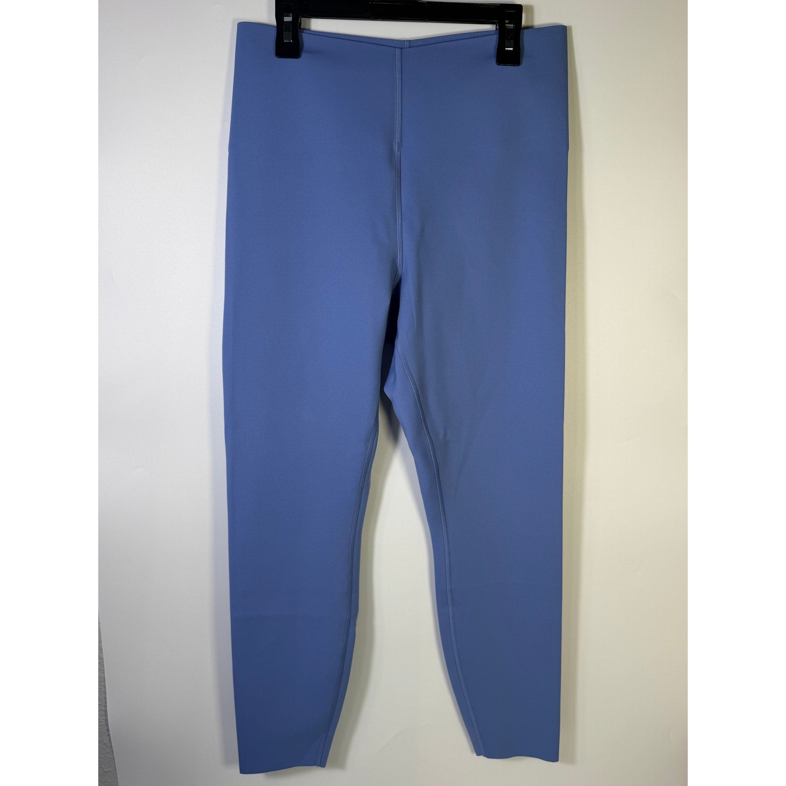 Lululemon Glow Up SHR Tight 25" Leggings – Women's Size 4 – Blue