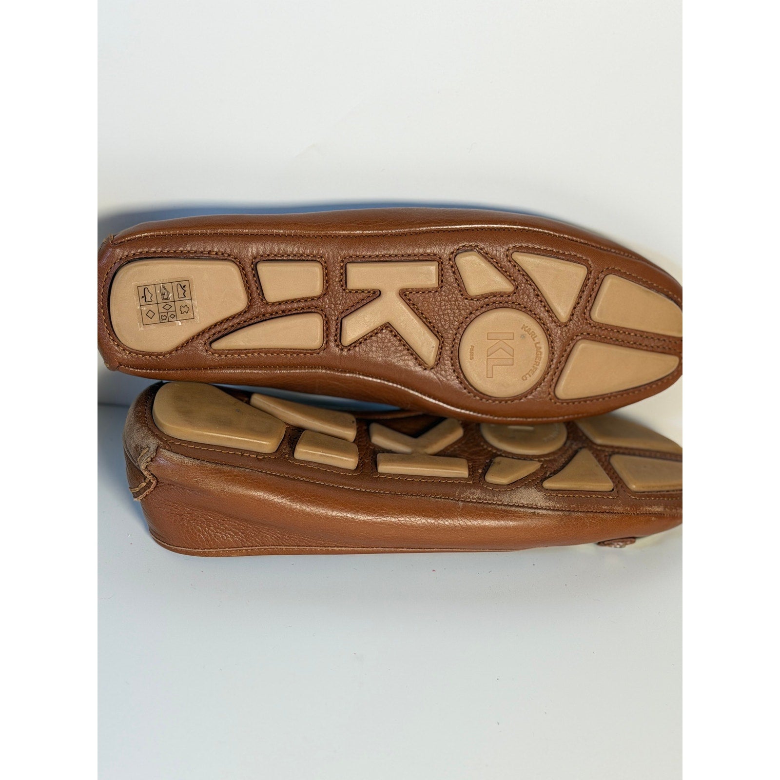 Karl Lagerfeld Paris Women's Brown Ballet Flats US 9 Gold Logo Hardware – Pre-Owned