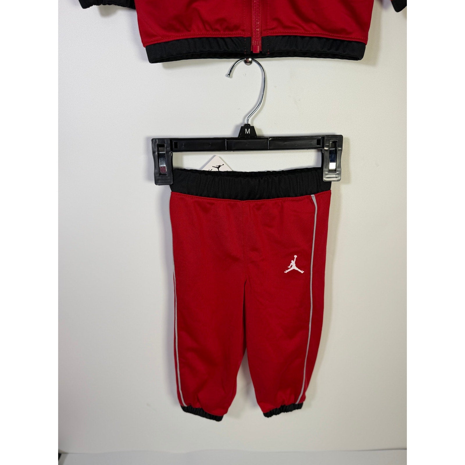 Jordan Baby Boys 2-Piece Tracksuit Jacket Pants Red Black 12M NWT