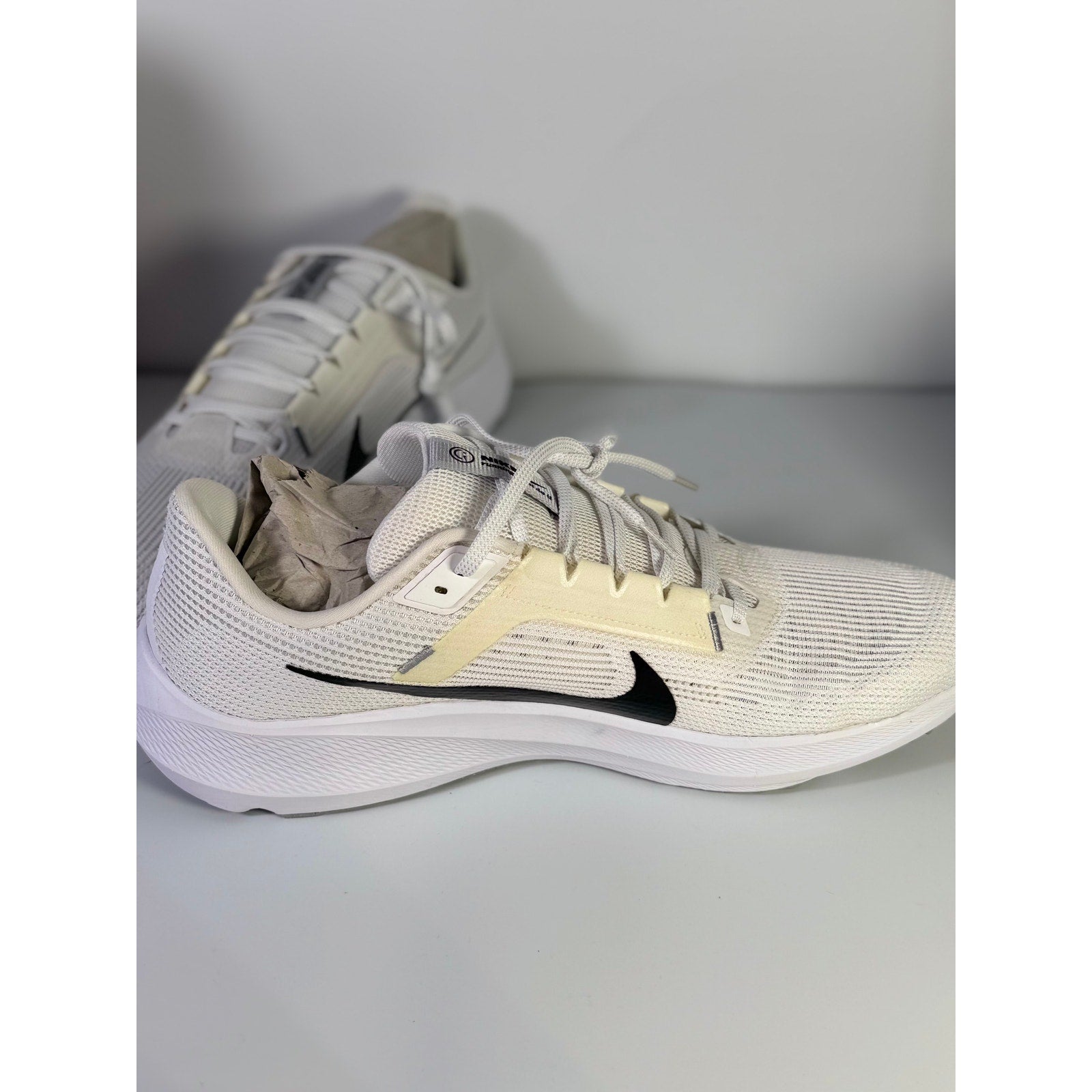 Nike Air Zoom Pegasus 40 White Running Shoes Women's US 16 DV3853-102