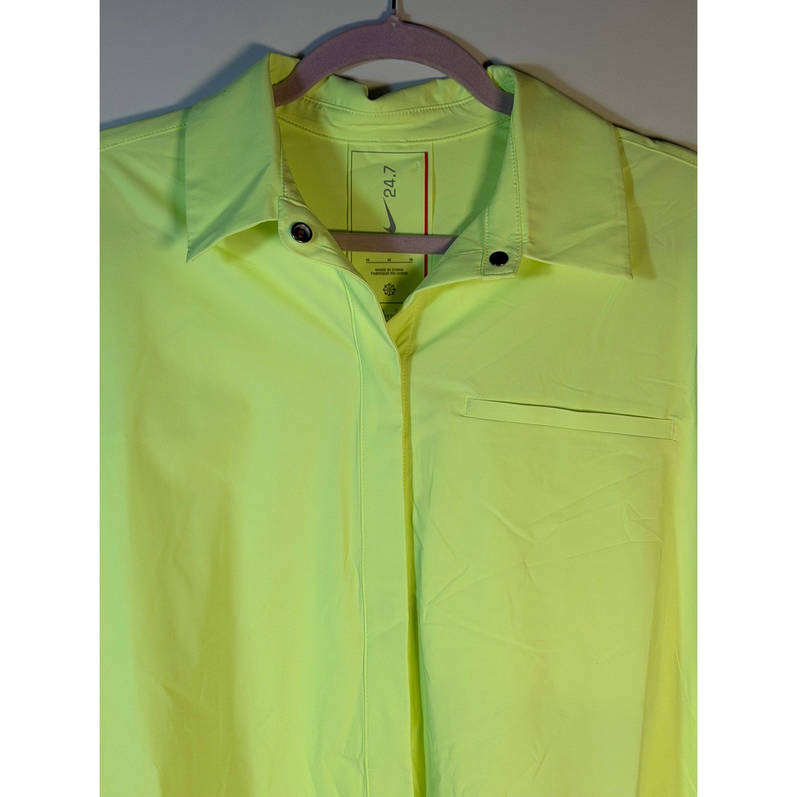 Nike 24.7 Dri-FIT Training Shirt Women's Medium Neon Yellow Long Sleeve NWT