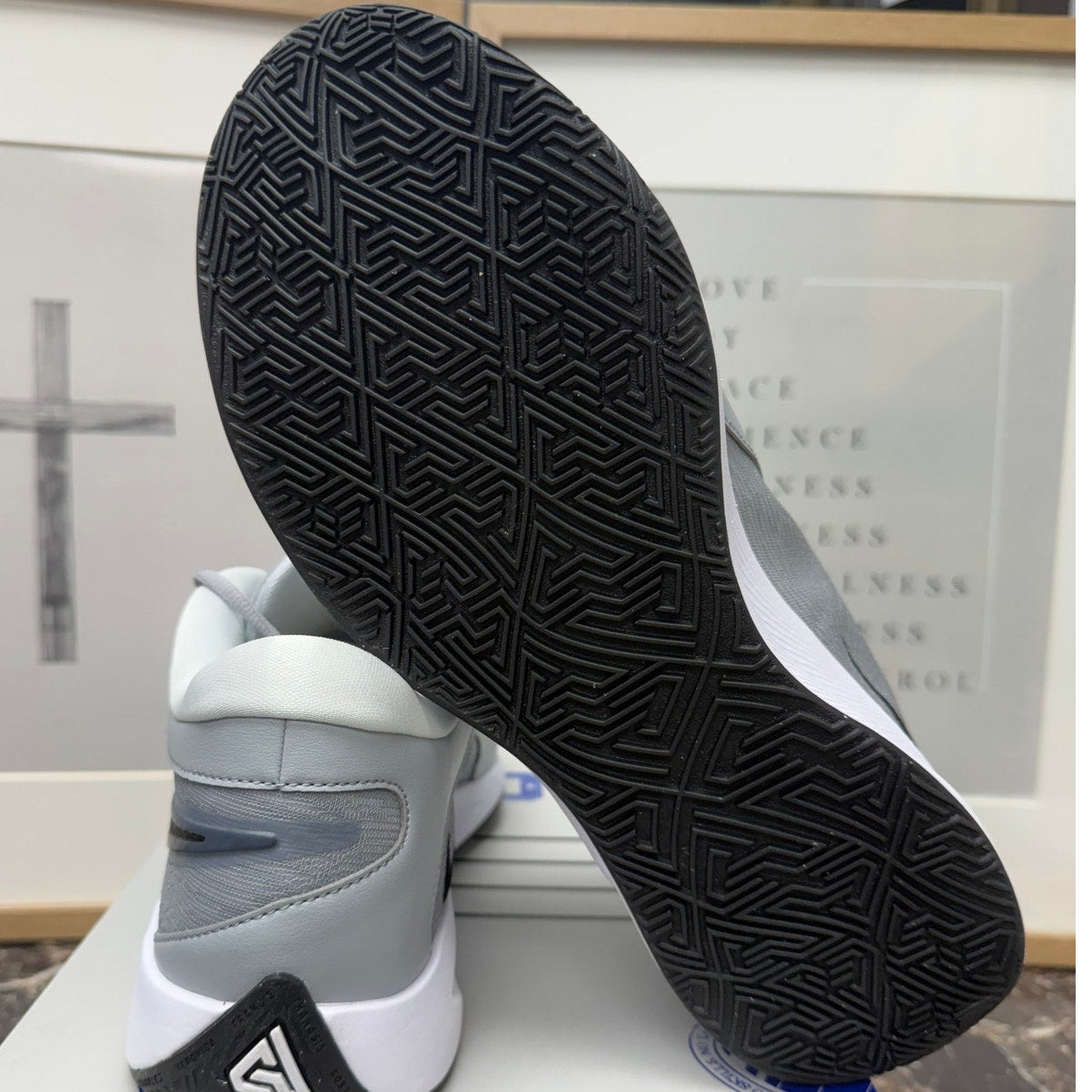 Nike Giannis Freak 6 TB Wolf Grey/Black/White Men’s 12 (FV1292-001) NIB