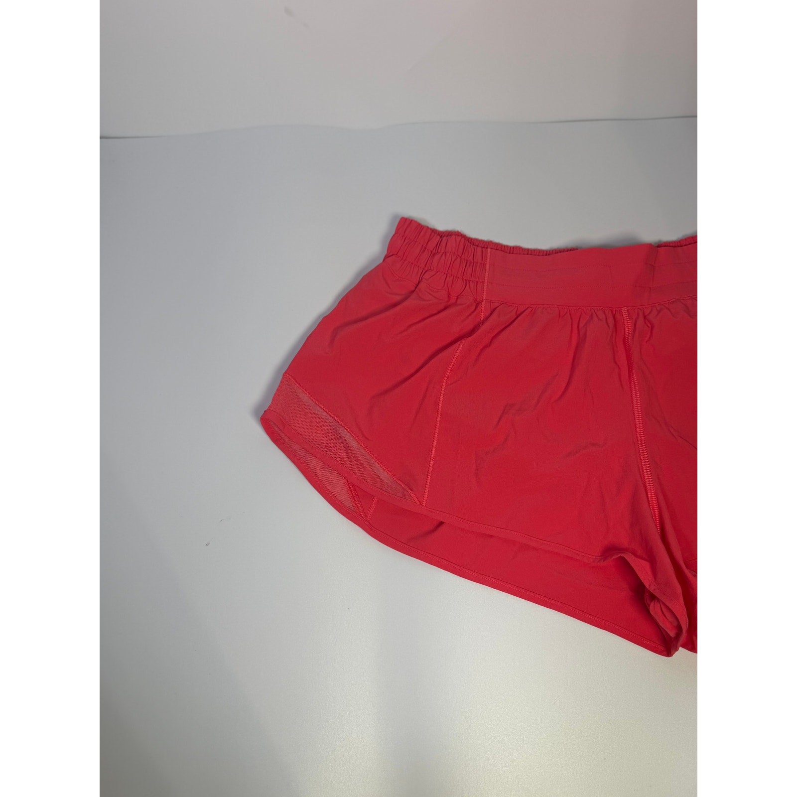 Lululemon Hotty Hot Low Rise Lined Shorts 2.5" Glaze Pink Women's Size 14 NWT