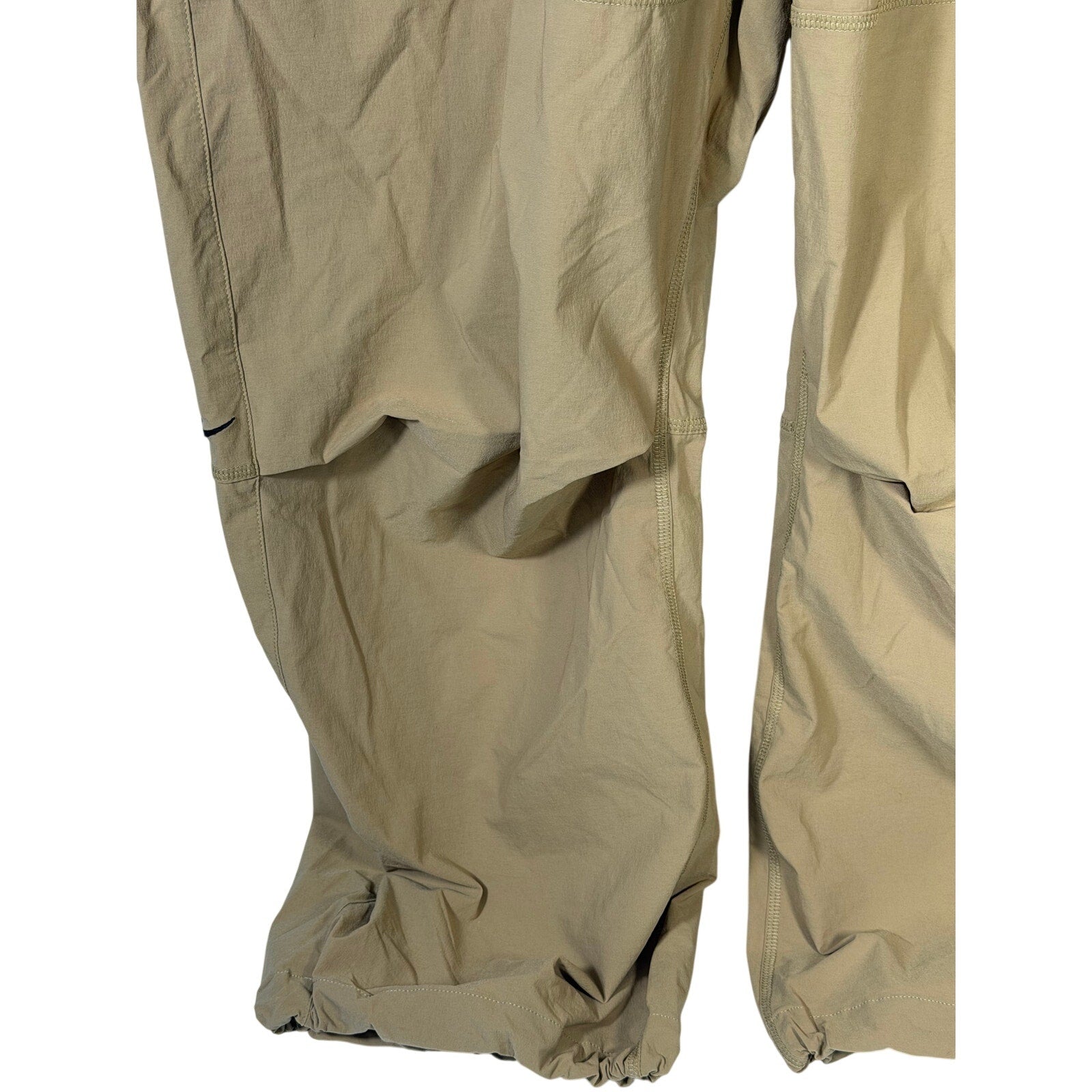 Nike Tech Men’s Woven Oversized Pants Parachute Beige Size L NWT