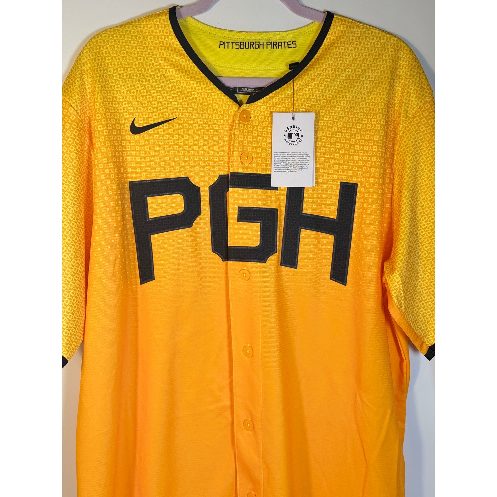Nike Pittsburgh Pirates City Connect MLB Jersey Gold Men's Large NWT